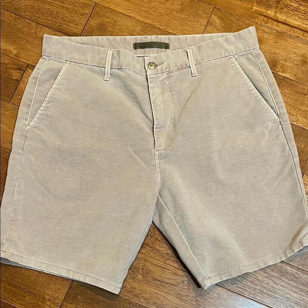 Joe’s Men's Casual Shorts-Flat Front - light Rose